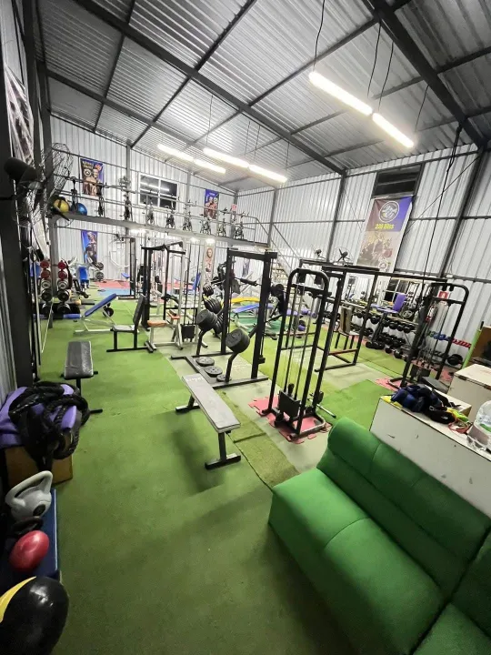 Interior completo del gimnasio